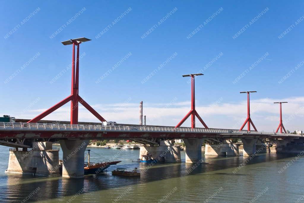 Közlekedési létesítmény - Budapest - A Rákóczi híd