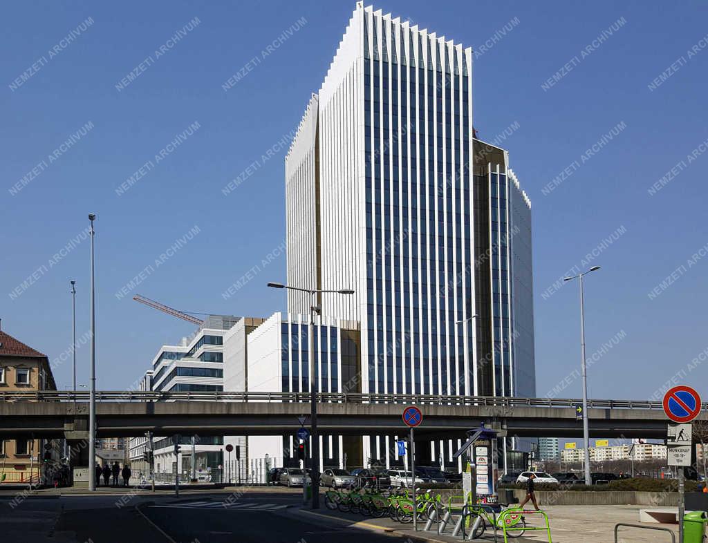 Építőipar - Budapest - Agora Budapest