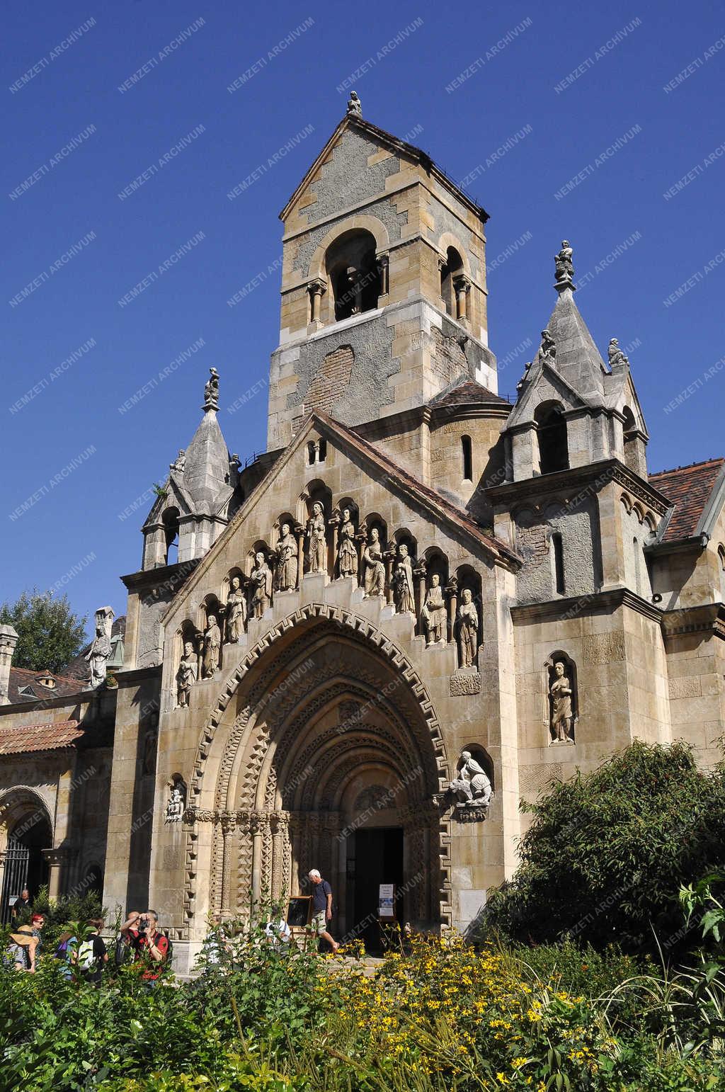 Városkép - Budapest - Jáki kápolna