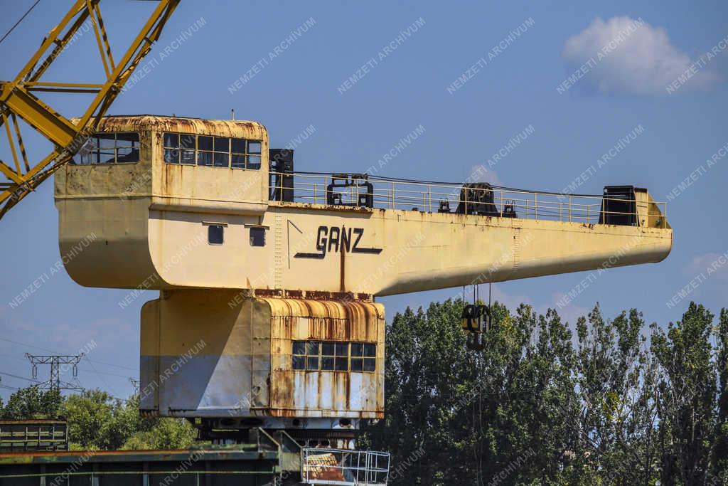 Vízi közlekedés - Budapest - Dunai hajózás