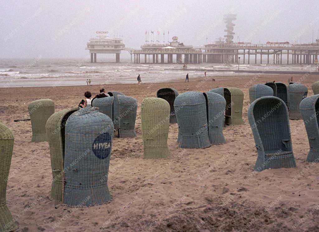 Életkép - Scheveningen - tengerpart