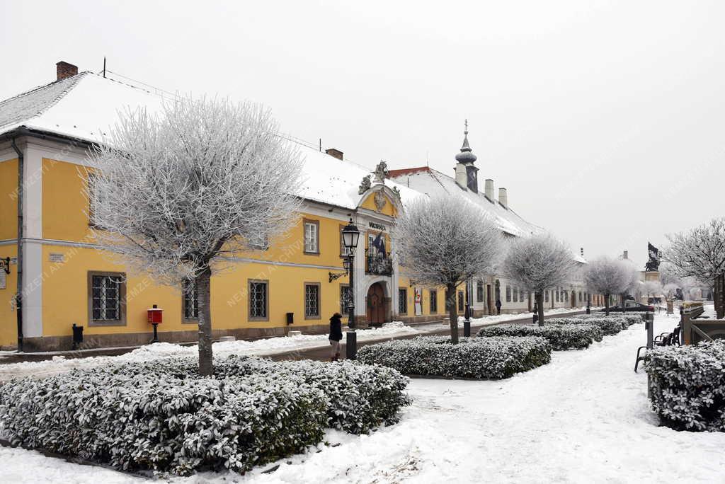 Városkép - Vác - Polgármesteri Hivatal
