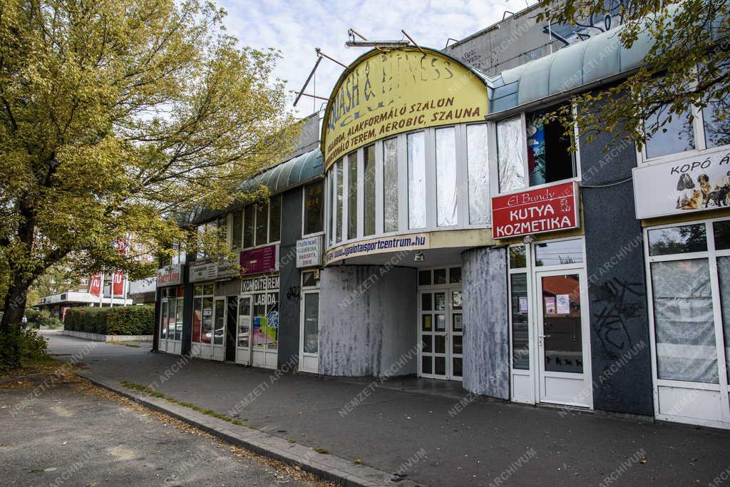 Kereskedelem - Budapest - Üzletek Újpalotán