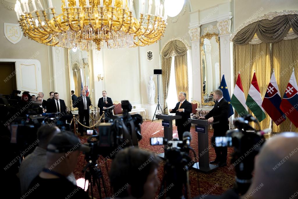 Orbán Viktor Pozsonyban