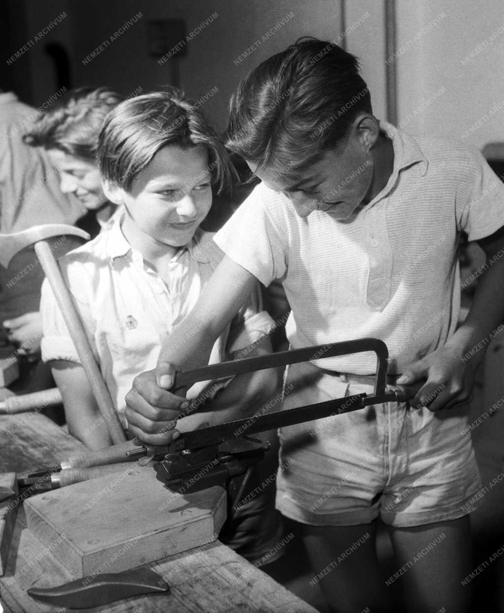 Állami gondozás - A Fóti Gyermekváros