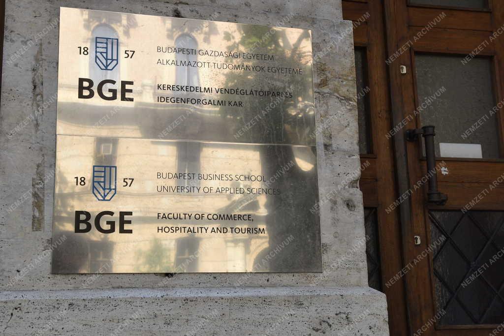 Oktatás - BGE Kereskedelmi, Vendéglátóipari és Idegenforgalmi Kar