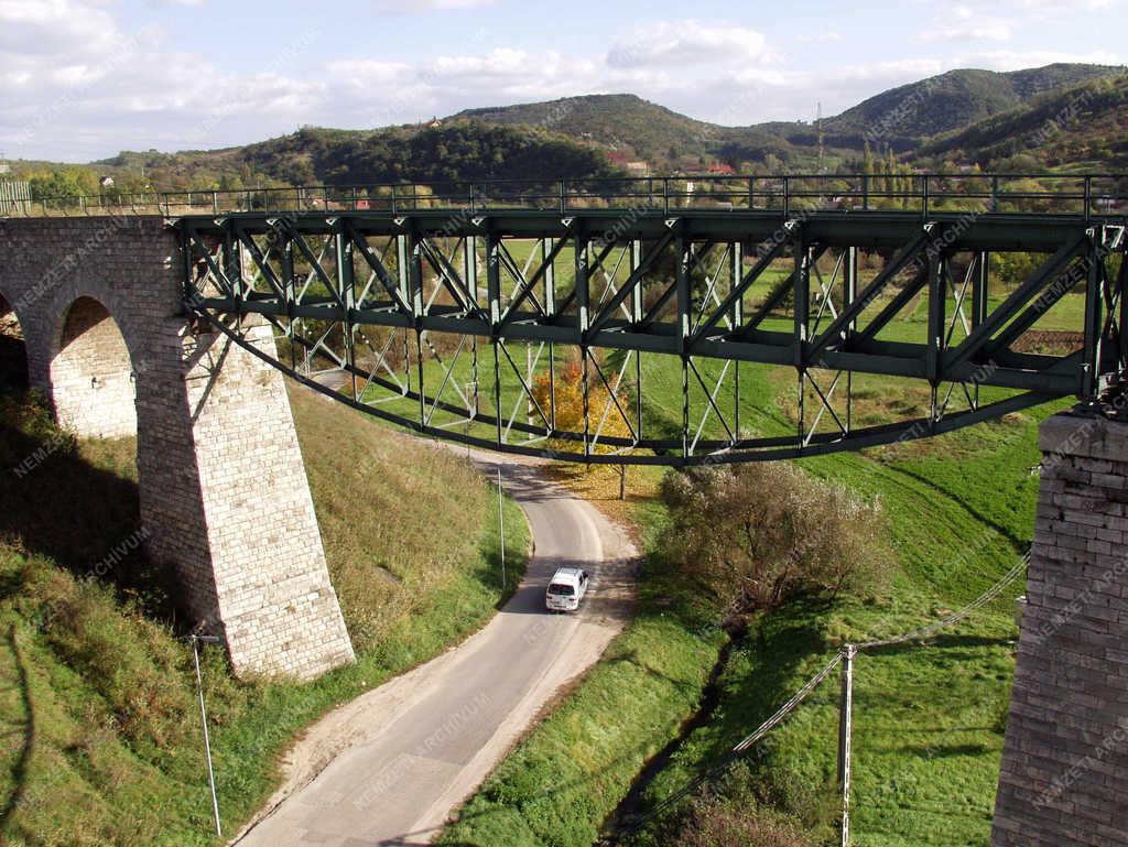 Magyarországi képek - A biatorbágyi völgyhíd