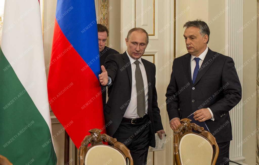 Orbán Viktor Moszkvában - Orosz-magyar nukleáris energiai megállapodást írtak alá