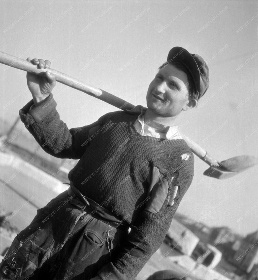 Építőipar - Újjáépül a Margit híd