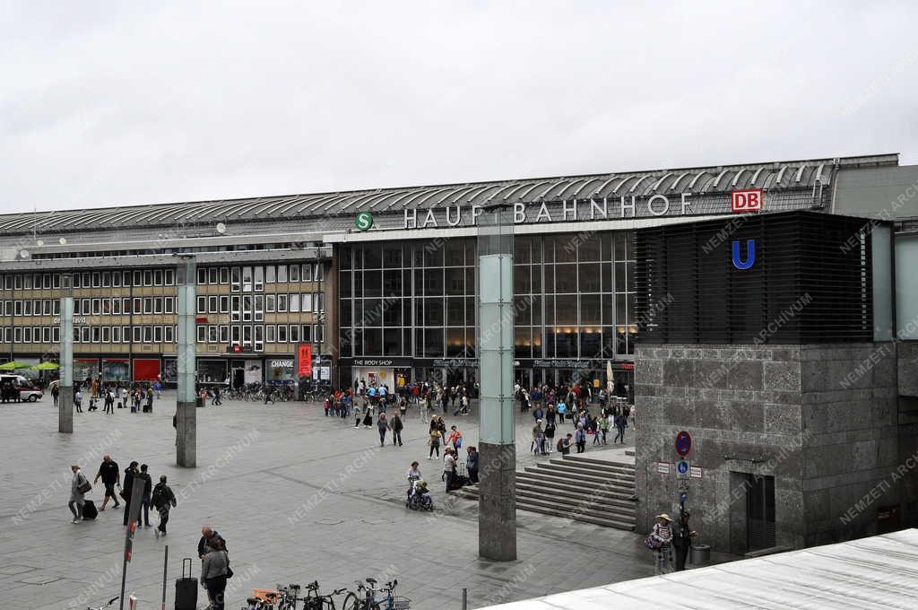 Városkép - Köln - Pályaudvar