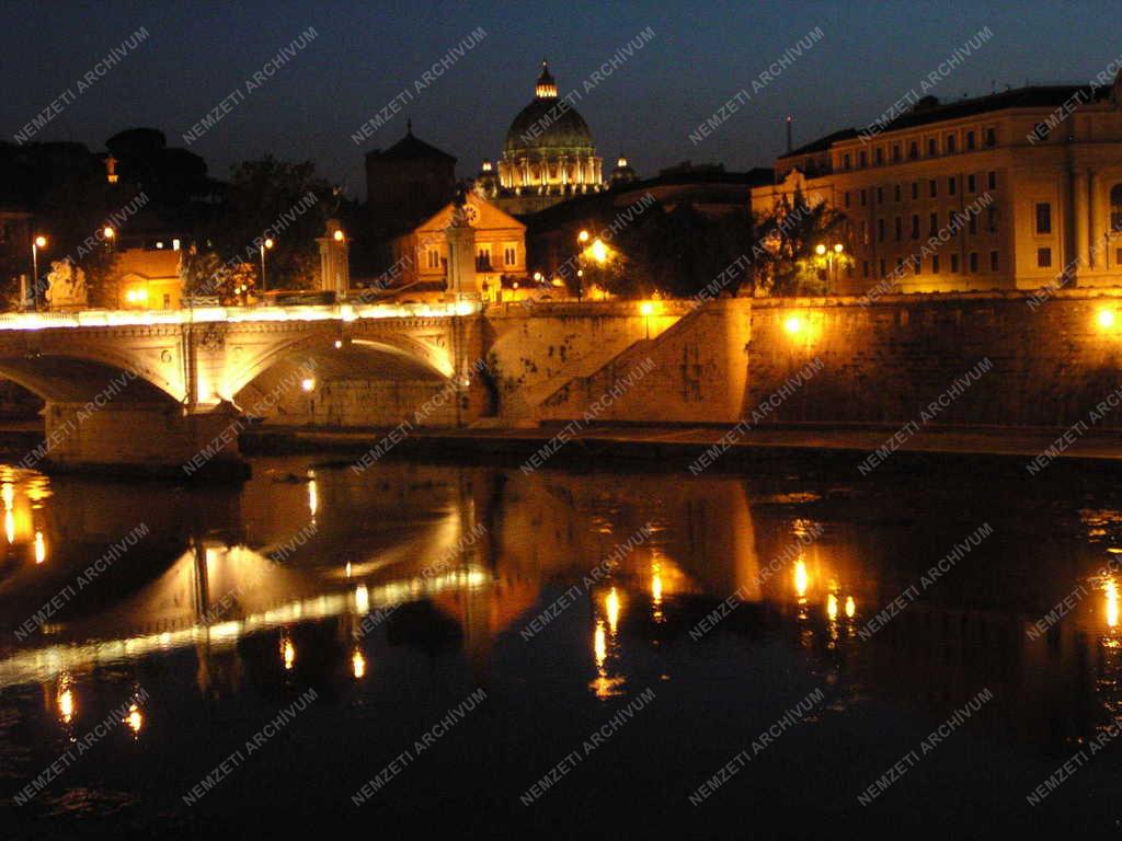 Városkép - Róma - A kivilágított város