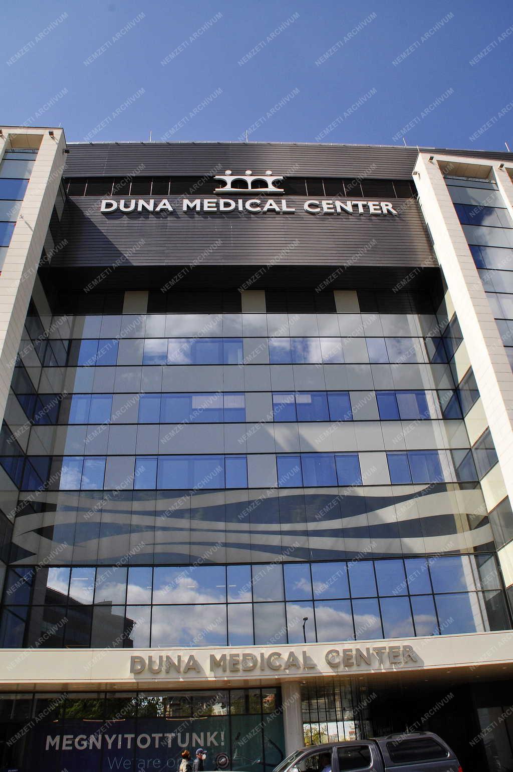 Egészségügy - Megnyitott a Duna Medical Center magánkórház a Duna-parton
