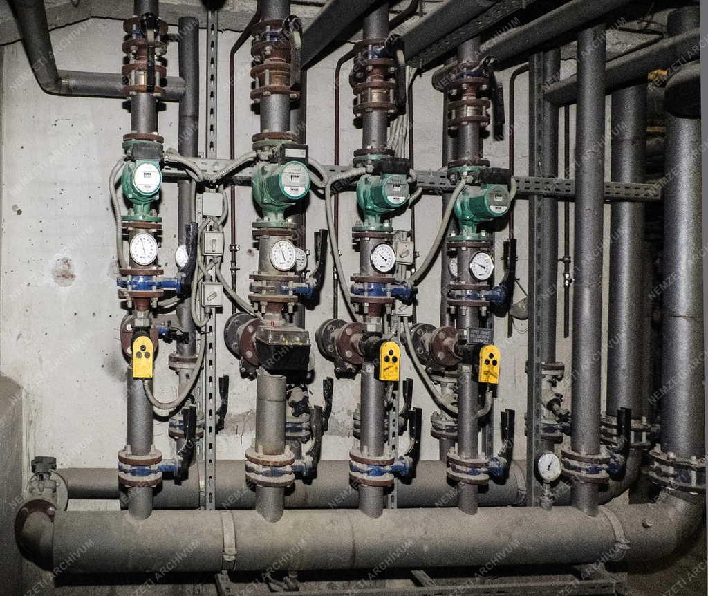 Érdekes - Budapest - A Gellért fürdő gyógyvíz mérőegységei