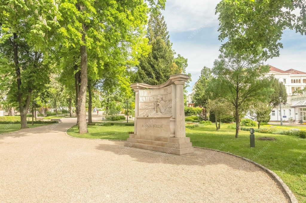 Balatonfüred - Deák Ferenc emlékmű