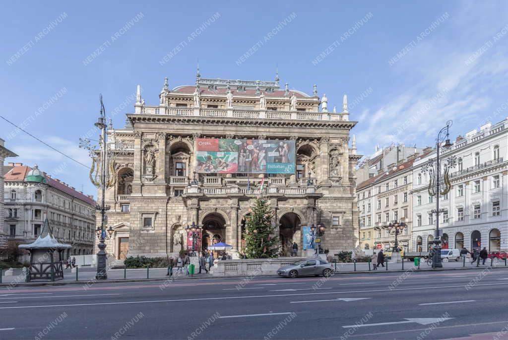 Épület - Budapest - Opera ház