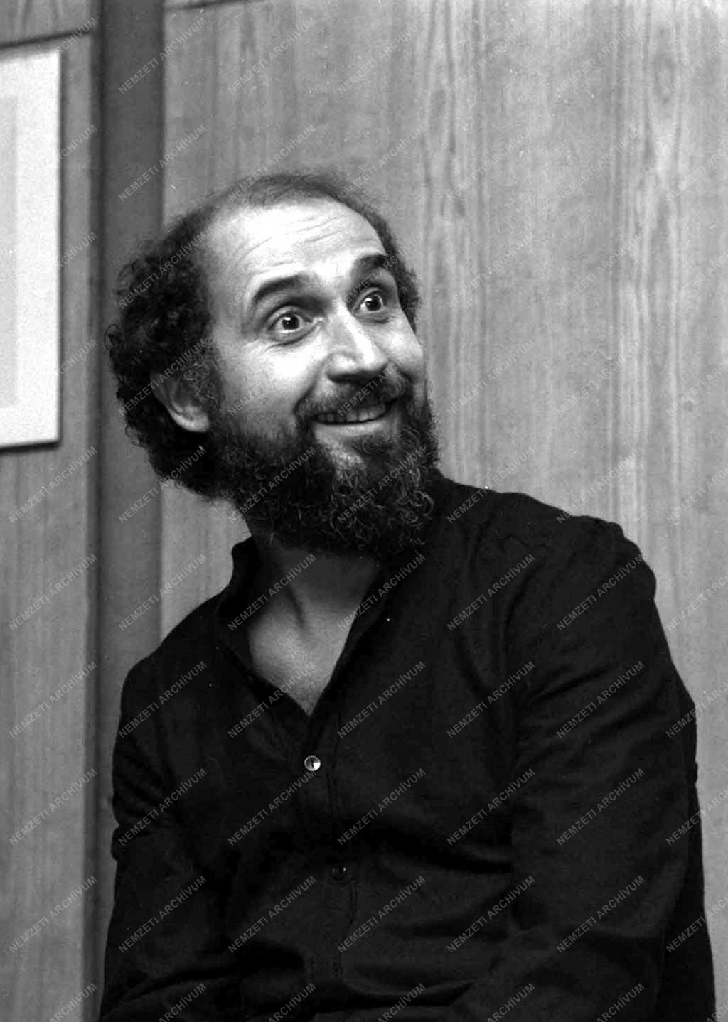 Média - Sándor György író, humorista