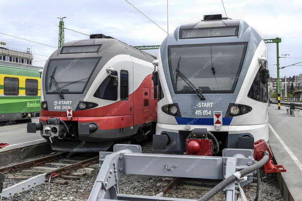 Közlekedés - Budapesti Déli pályaudvar