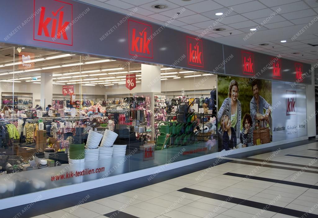 Kereskedelem - Szolgáltatás - Budapest - Lurdy Ház