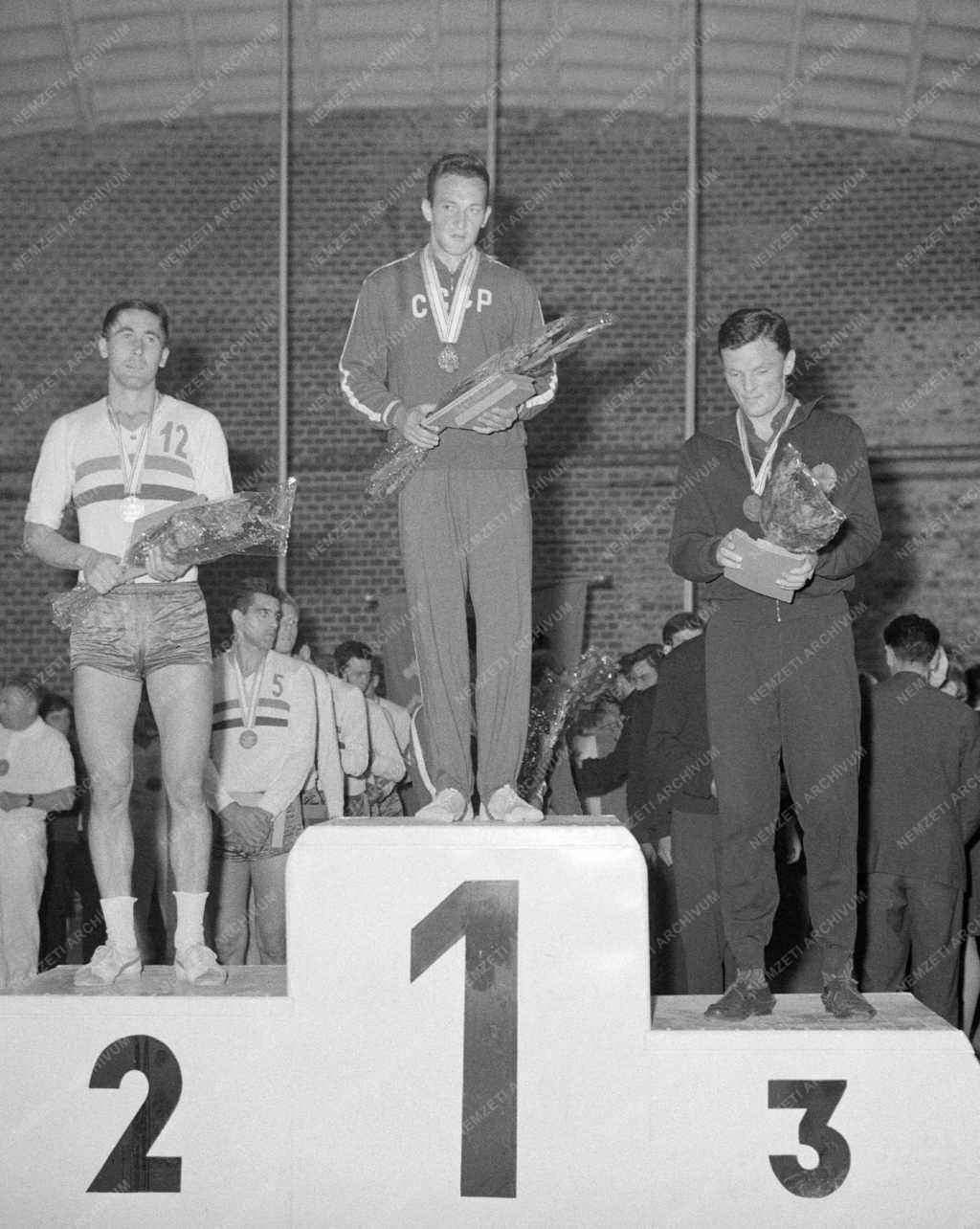 Sport - Az 1965-ös Universiade Budapesten 