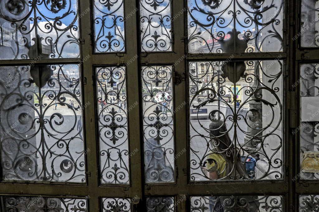 Közlekedés - Budapest - Keleti pályaudvar