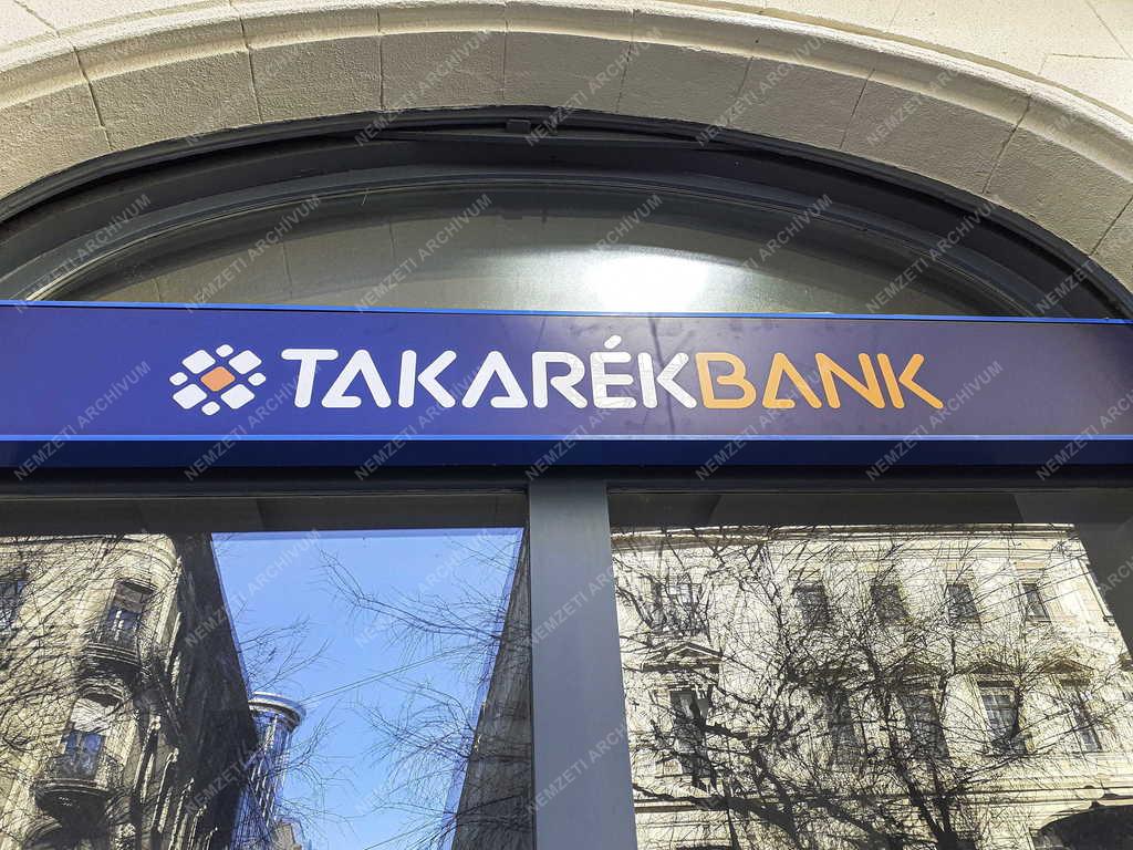 Pénzügy - Budapest - Takarékbank Zrt. fiókja
