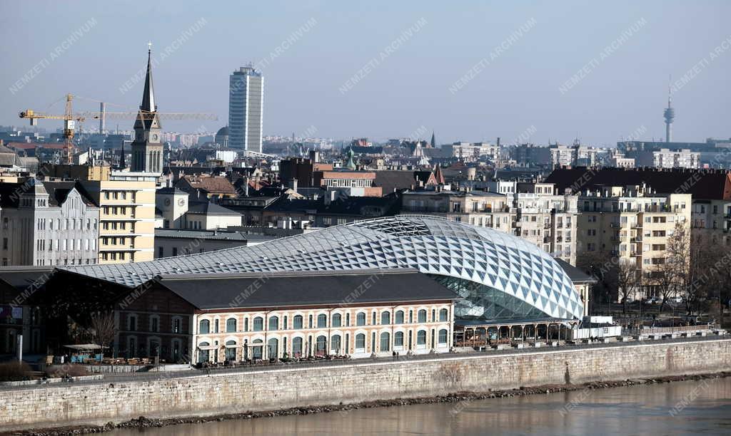 Városkép - Budapest látkép a Gellért-hegyről