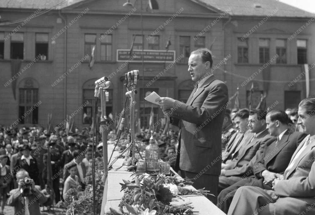 Belpolitika - MDP nagygyűlés Salgótarjánban