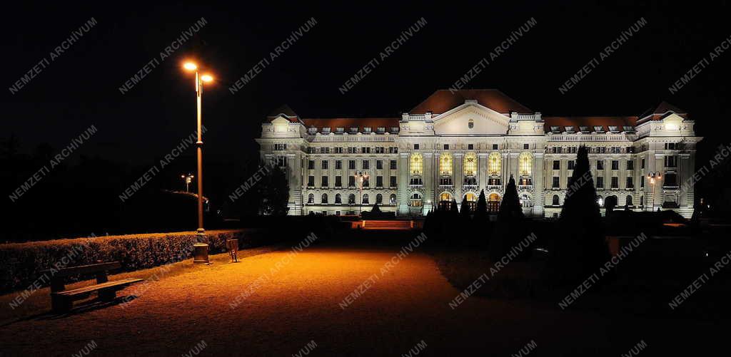 Városkép - Debreceni Egyetem
