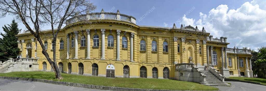 Épület - Budapest - A Széchenyi Gyógyfürdő és Uszoda épülete