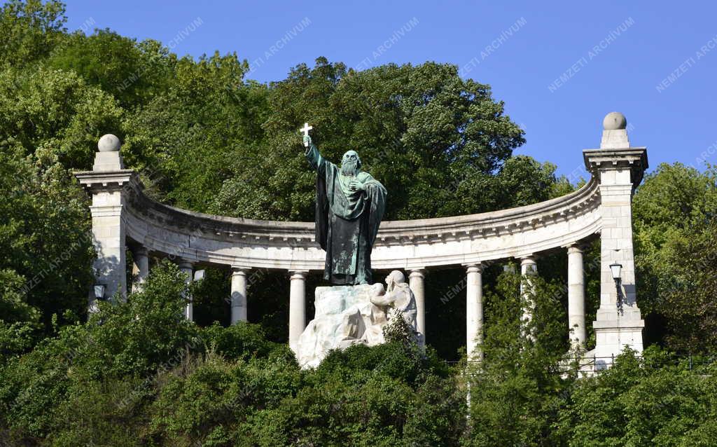 Műalkotás - Budapest - Szent Gellért szobra