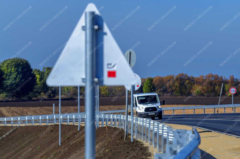 Közlekedés - Derecske - Az M35-ös autópálya építése
