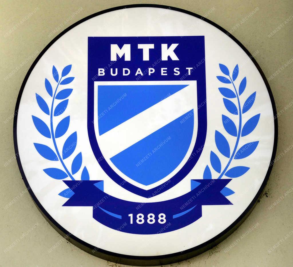 Sport - Budapest - Az MTK sportegyesület címere