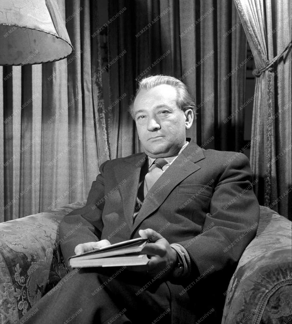 Kitüntetés - Kossuth-díj - Darvas József