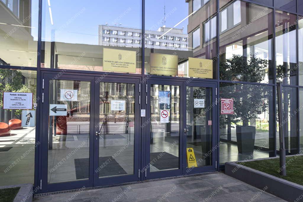 Városkép - Budapest - Spirál Irodaház - NAV