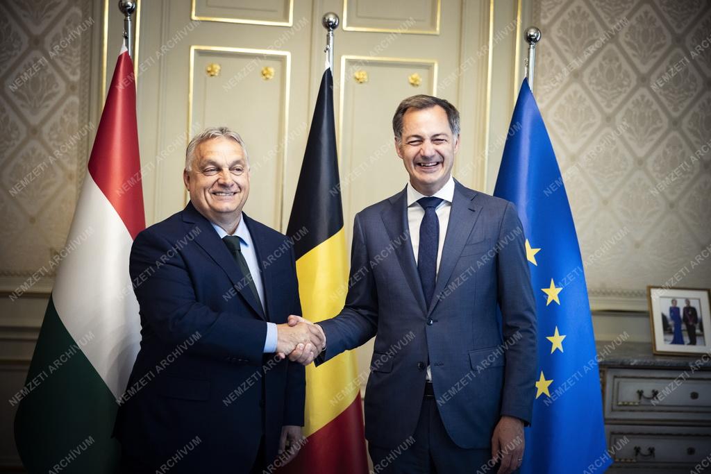 EU-elnökség - Orbán Viktor átvette a soros EU-elnökséget
