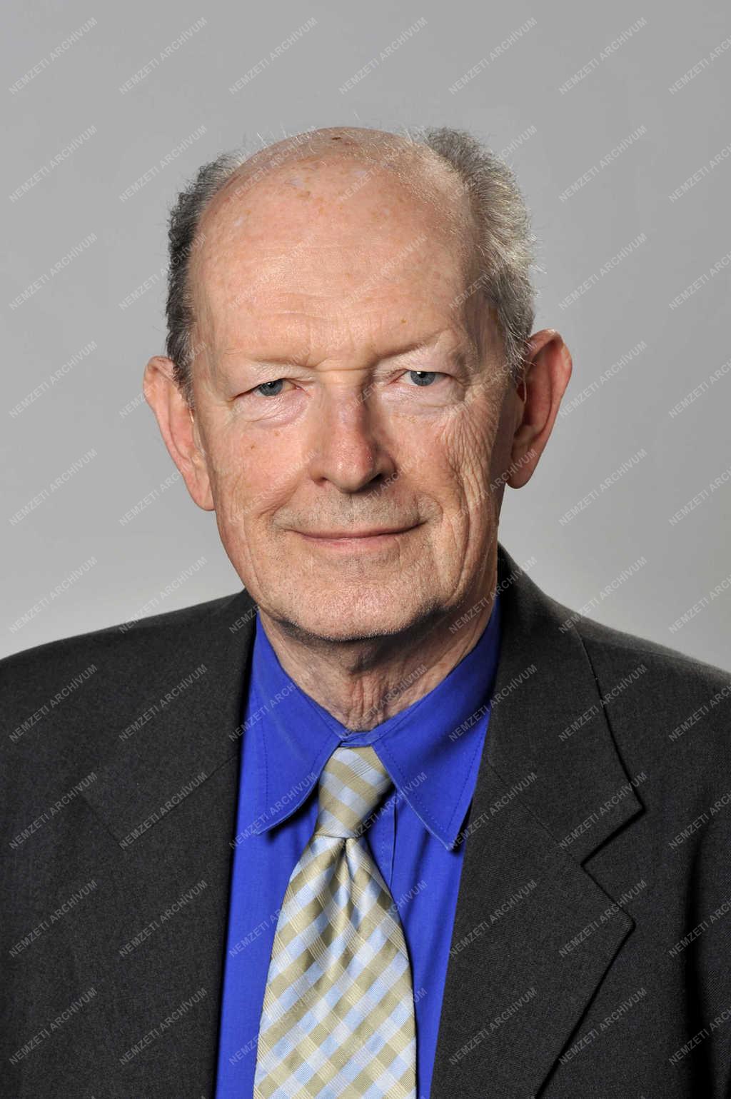Sajtó - Novotny Zoltán sportújságíró