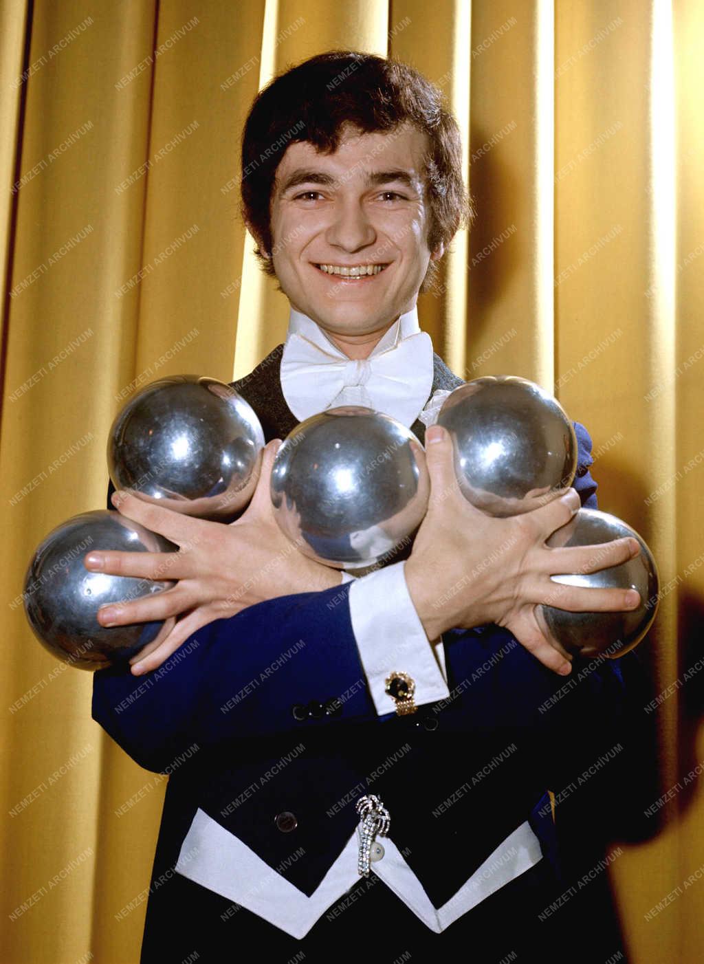 Szórakozás - Cirkusz - Gloviczki Péter