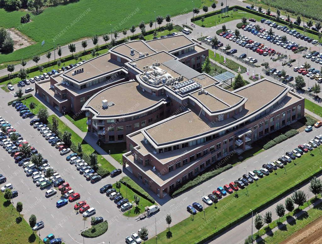 Épület - Debrecen - Az IT Services Hungary Kft. épülete