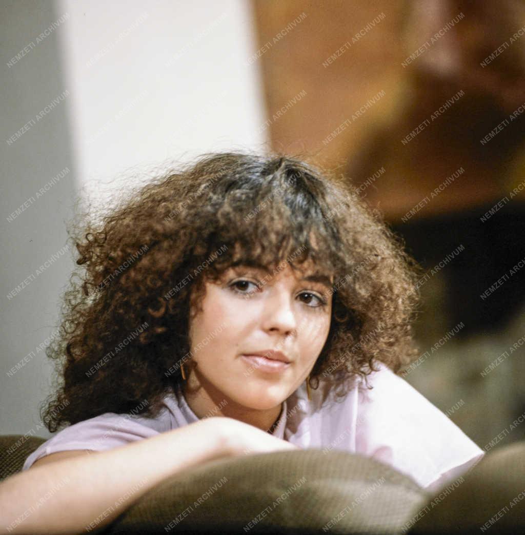 Kultúra - TV-film - Harmodios... és meg kell dögleni