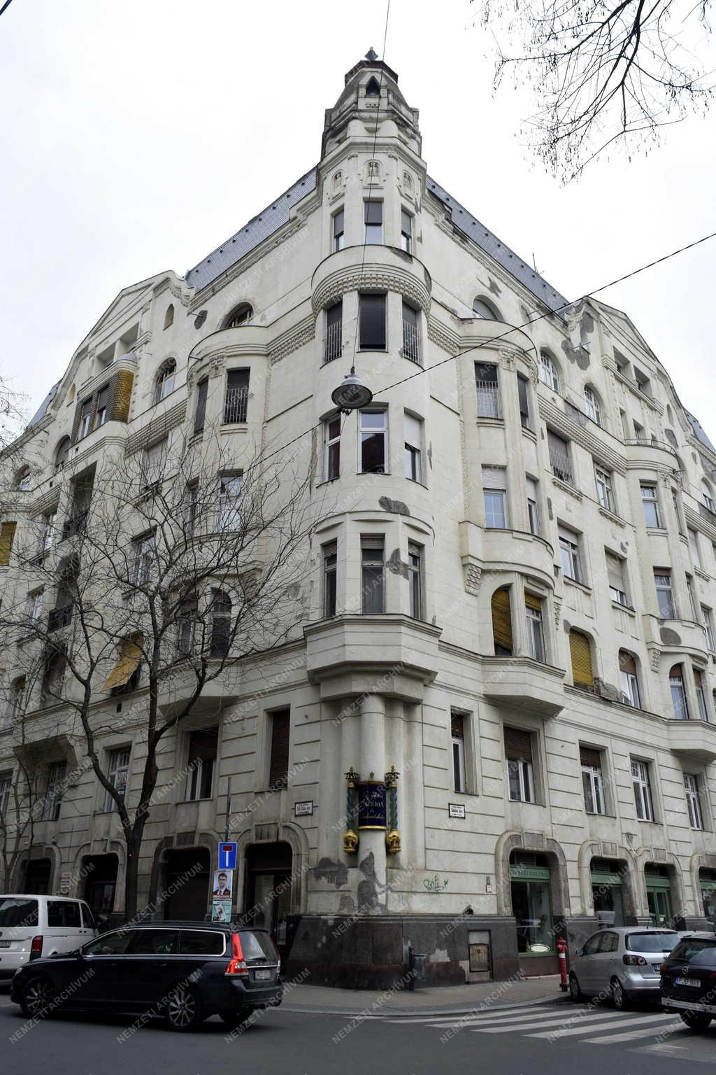 Kultúra - Kereskedelem - Nagyházi Galéria