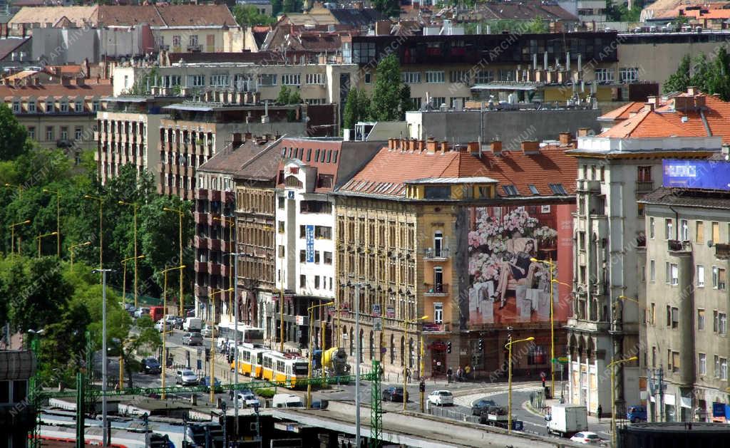 Városkép - Budapest - Az Alkotás út 