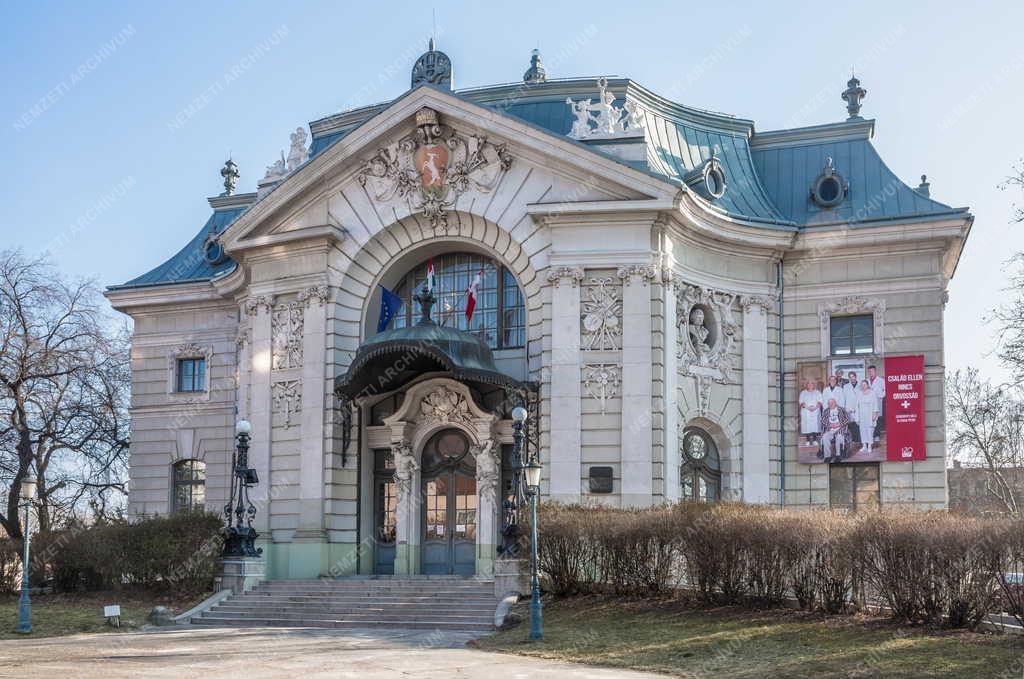 Városkép - Kecskemét - Katona József Színház