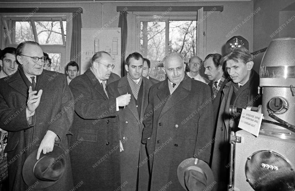 Külkapcsolat - Bolgár párt- és kormányküldöttség Magyarországon