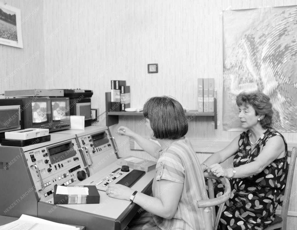 Média - 30 éves a Televízió Híradója