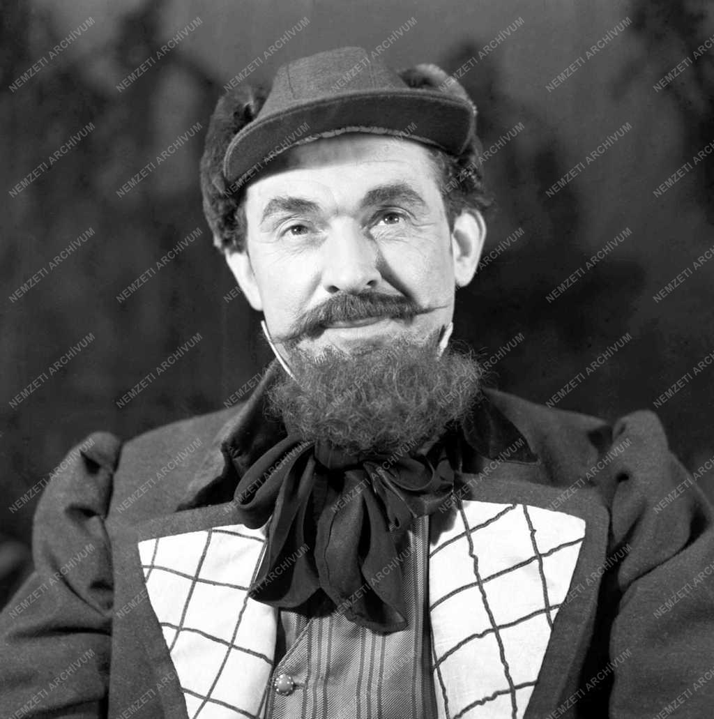 Álruhás kisasszony - bemutató az Operettszínházban