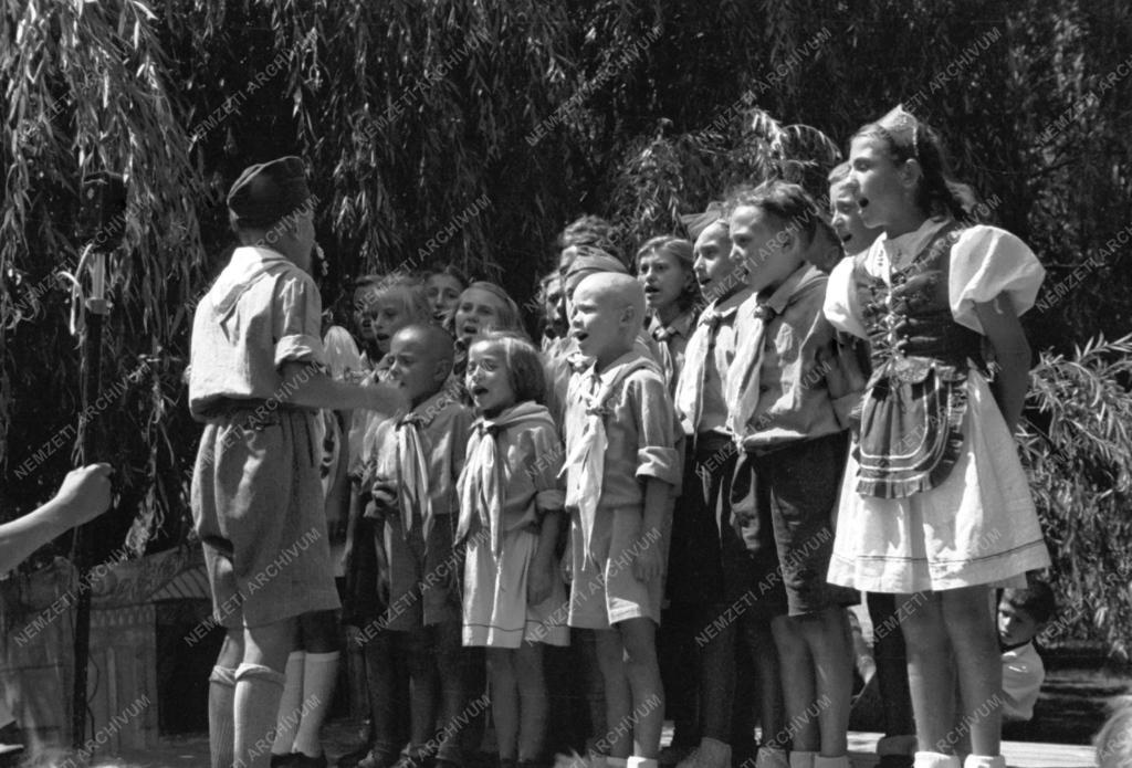 Kultúra - Nyomtatott sajtó - Szabad Nép Kultúrnap