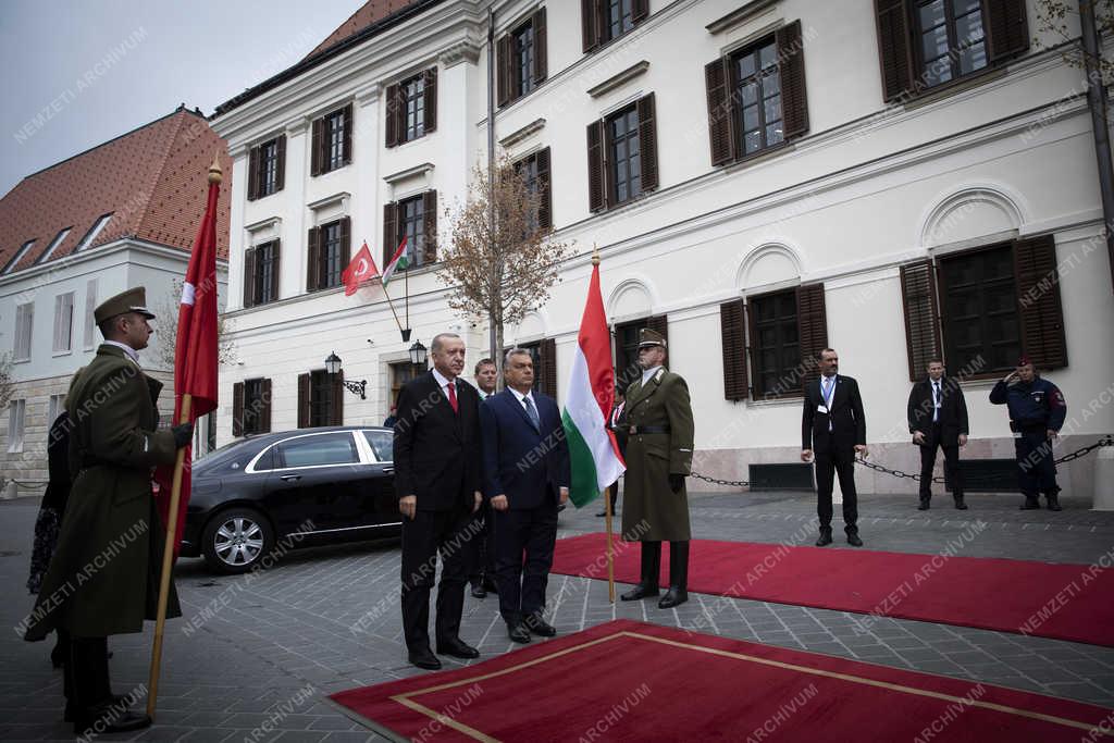 A török elnök Budapesten