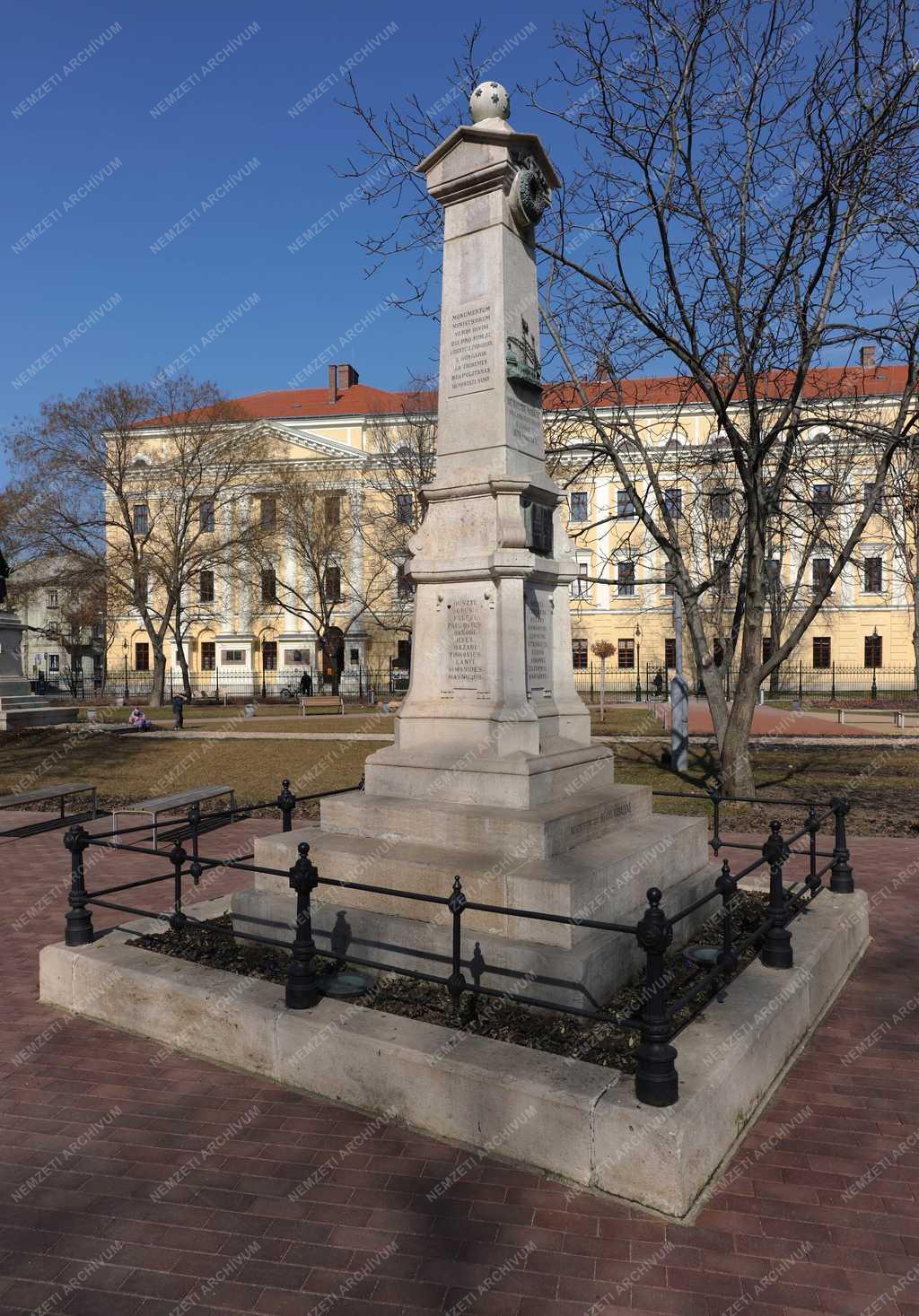 Táj, város - Debrecen - Városkép