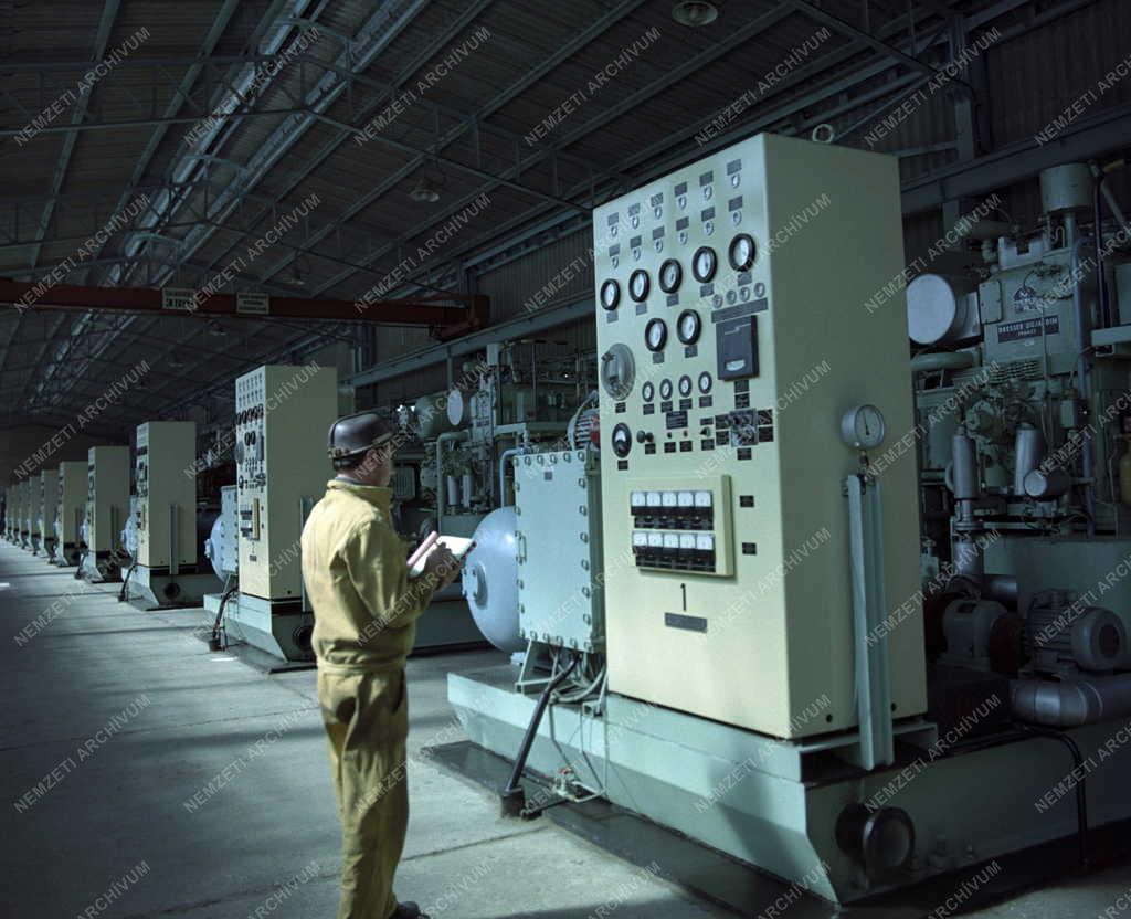 Energia - Az Algyői Gázüzem kompresszorállomása