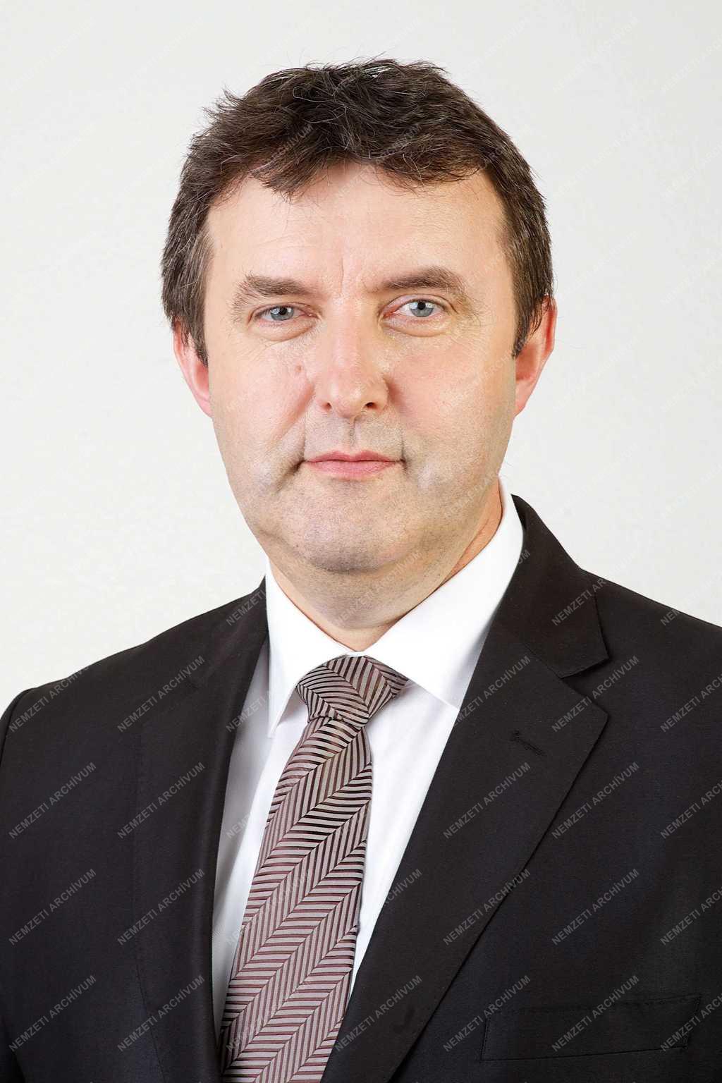 Új kormány - Államtitkárok - Palkovics László